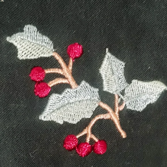 Vtg Christopher & Banks Green Velour Shirt with Holly Pinecone Patches - Large - Picture 13 of 13